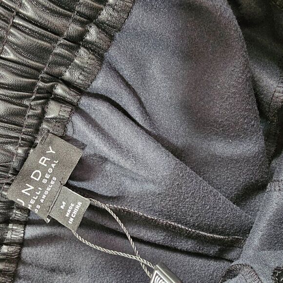 NWT LAUNDRY BY SHELLI SEGAL LOS ANGELES VEGAN LEATHER TAPERED PANTS SIZE M - Picture 9 of 16